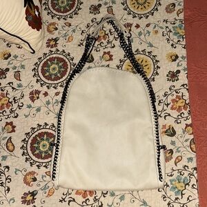 Steve Madden: Off White Faux Leather Shoulder Bag